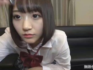 AKB48上海握手会（下面看此大学生的全集完整版和她的联系方式）因为大奶子而自卑的大学生